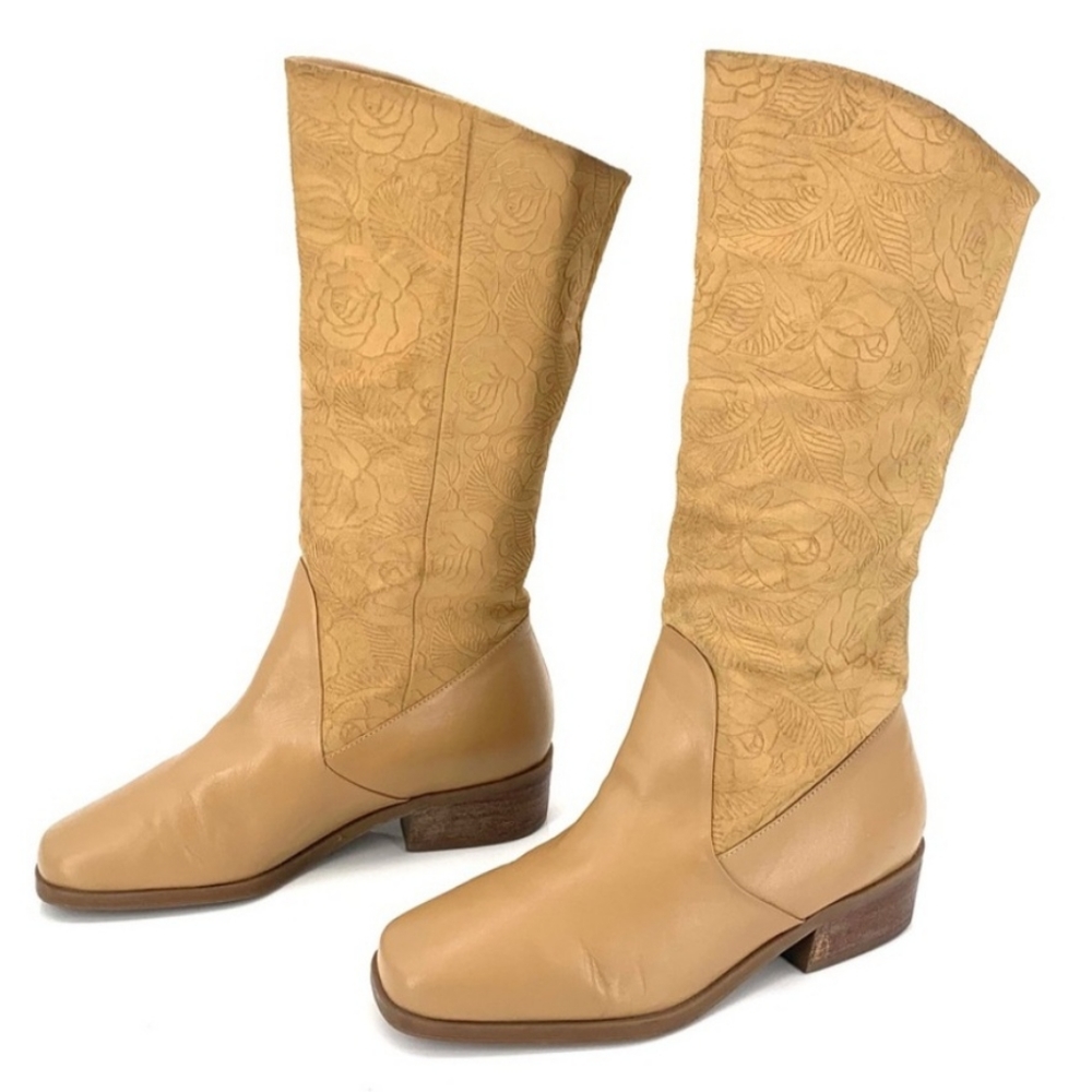 Markon Tan Suela Leather Low Heel Boots With Embossed Rose Print Size 8M